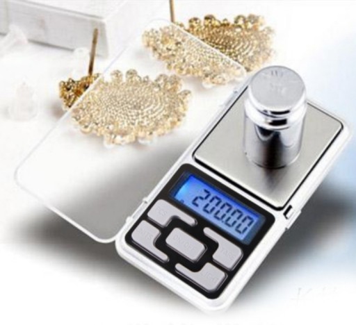 VÁHA ELEKTRONICKÝCH ŠPERKOV 500G/0,1 + BATÉRIE