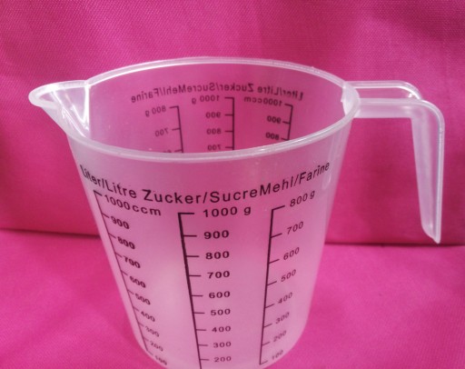 KUCHYNSKÝ ODMERNÝ hrnček S ODBORNÝM džbánom 1,5L