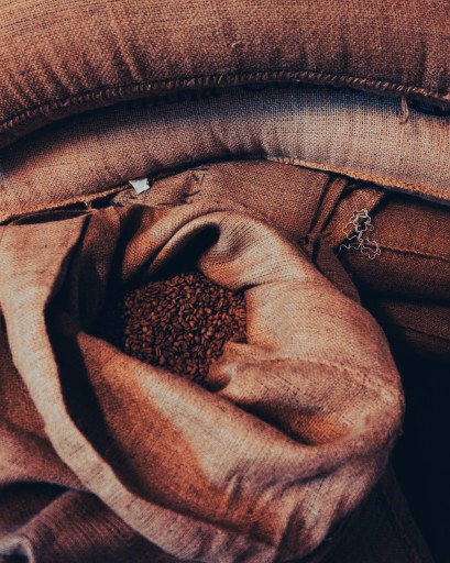 Mletá káva 250 g ako darček, pražiareň, zmes zŕn Robusta Arabica