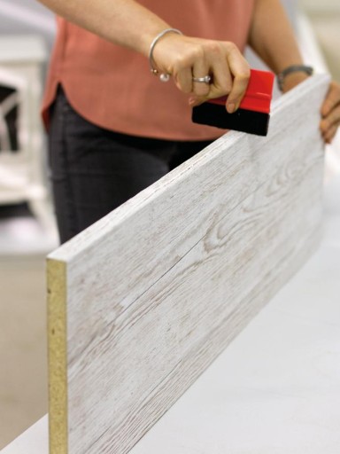 PVC nábytková dyha fólia imitujúca drevo samolepiaca biela borovica 45x50