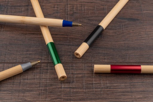 ECO-FRIENDLY bambusové guľôčkové pero Vyrobené z jednoduchého bambusu