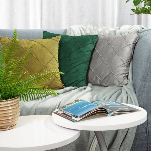 Ozdobná obliečka na vankúš 45X45, béžová, vyrobená zo zamatu s prešívaním
