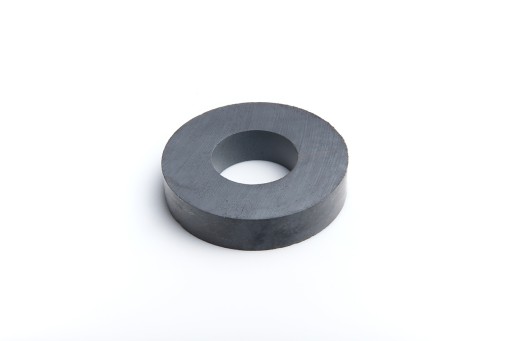 Feritový magnetický prsteň MP 70x32x15 F30 1 kus