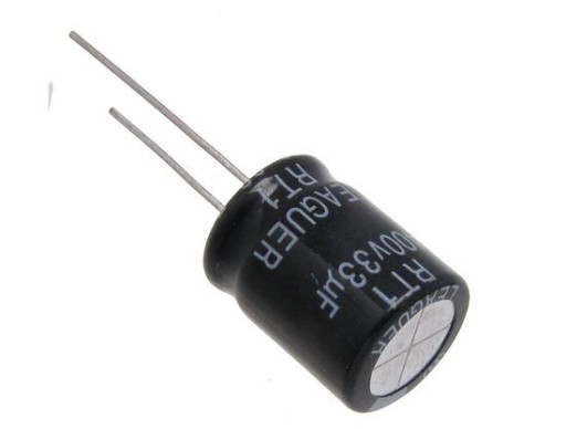 KONDENZÁTOR 33UF/400V 16X21 LEAGUER 1-KS