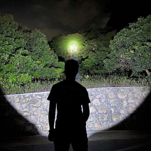 V2 VÝKONNÁ BATERKA, SEARCH STORCH, ALUM LED ZOOM LAMP
