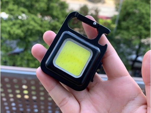 COB LED kľúčenka lampa s magnetom baterka USB otvárač