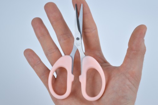 Ostré presné nožnice 10 cm