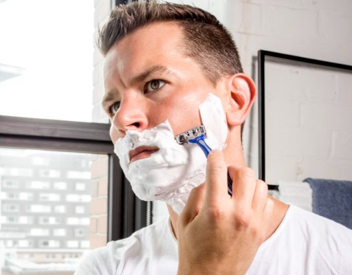 Jednorazový holiaci strojček Gillette Blue 3 Comfort, sada 3 ks.