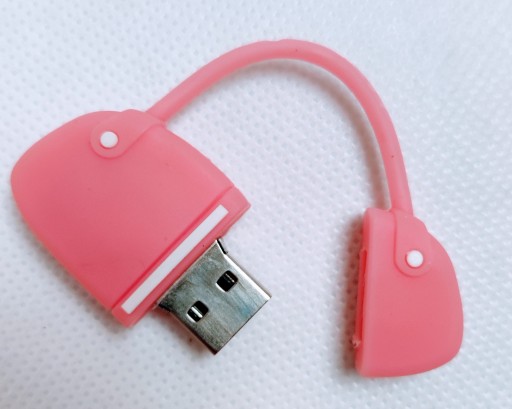 Peňaženka Pendrive 8 GB