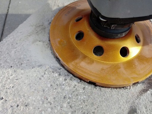 BRÚSNY KOTÚČ NA ŽULOVOU KOCKU 125mm