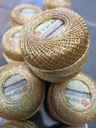 Šnúrka Camellia Yarn Art, metalizovaná, 419 zlato