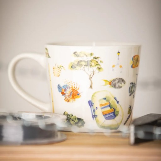 Porcelánový rybársky hrnček Altom Design na kávu a čaj, 400 ml, ako darček
