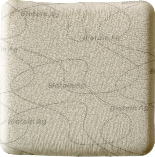 Biatain Ag Non Adhesive 10x10cm 1ks nelepivý penový obväz