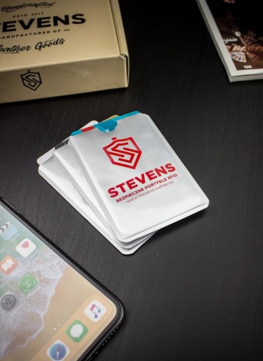 Ochranné puzdro STEVENS 100% RFID bezdotykové karty