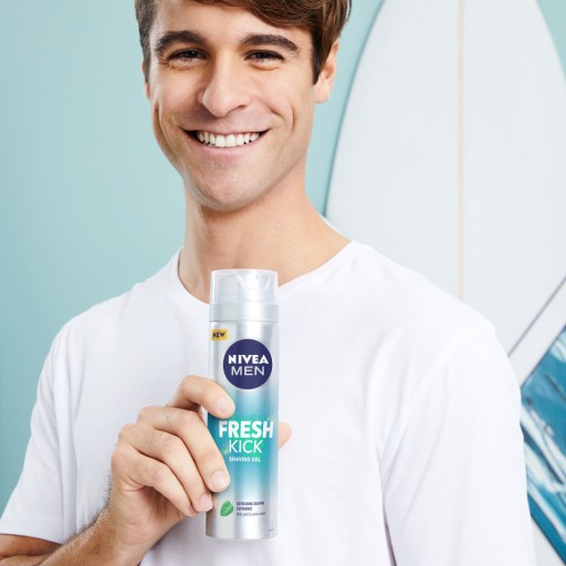 Nivea Men Fresh Kick osviežujúci gél na holenie 200 ml