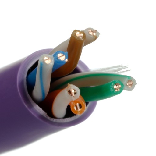 Krútený pár Ethernet kábel, kat. 5e U/UTP LSZH, 1 m drôt. Molex