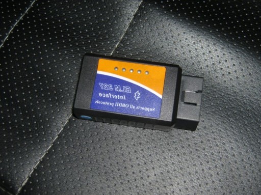 Rozhranie skenera ELM 327 Bluetooth MINI BT OBD2