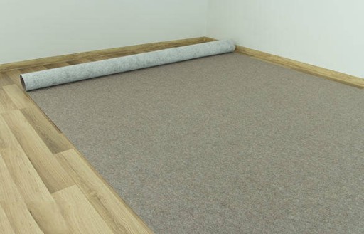 2m široký, ODOLNÝ PLSTENÝ KOBEREC, RENOVÁCIA, BÉŽOVÝ