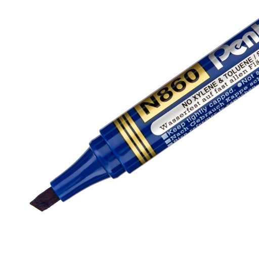 Pentel N860 čierny permanentný popisovač so skoseným hrotom