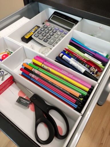 Stolový box na zásuvky, organizér, 6 ks