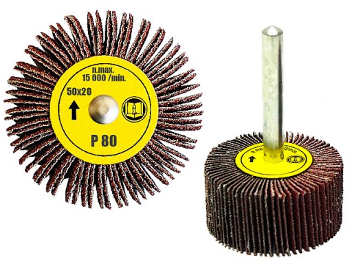 BRÚSNY KOTOÚČ S KLAPKOVOU BRÚSOU NA STOPKE PRE VŔTAČKU 50x20 GR. 80 PL