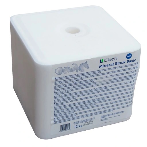 Ciech Mineral Block Basic soľný liz 10kg biely