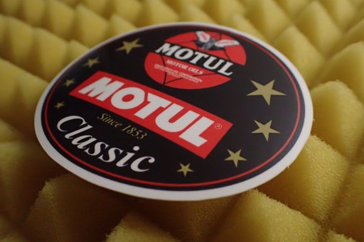 MOTUL STARÁ NÁLEPKA UNIKAT unikát 7,6 x 6,6 cm