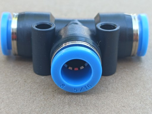 Konektor T-tee Pneumatický Zásuvný rozbočovač fi 8mm PE 8