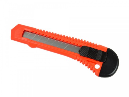 NÔŽ REZAČ NA TAPETY, ZLAMOVANÁ ČEPEL 18 MM, PLAST