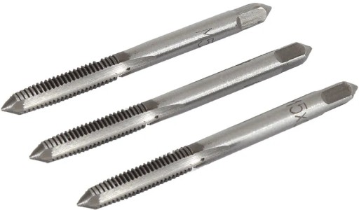 Ručné závitníky M8 ks 3 MEGA plastový box (67008)