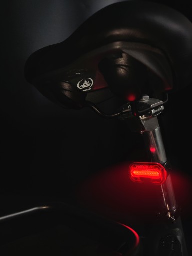 Zadné svetlo na bicykel zadné svietidlo USB LED na bicykel darček