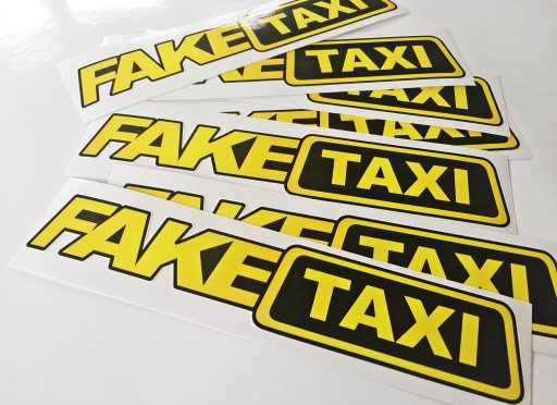 FAKE TAXI NÁLEPKA 20 cm