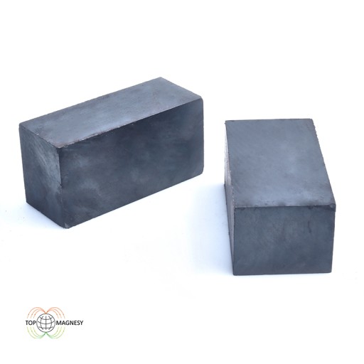 Magnet na feritovú platňu MPŁ 50x20x25 F30 1 kus