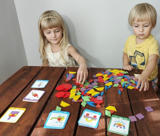 DREVENÉ BLOKY MONTESSORI PUZZLE 155 kusov