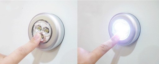 3x LED SAMOLEPIACA DOTYKOVÁ LAMPA NA BATÉRIU