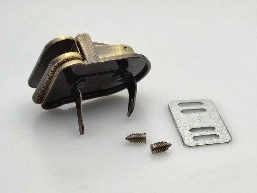 Zapínanie na zips na aktovkovú tašku 26/30 mm staré zlato
