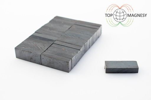 Magnet na feritovú platňu MPŁ 25x10x5 F30 25 ks