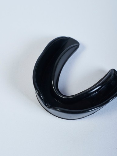 Manto BASIC MOUTH PROTECTOR čierny + puzdro