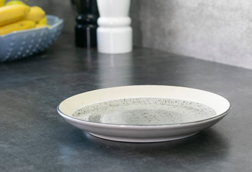 DEZERTNÝ TANIER béžová a zelená pr. 20 cm