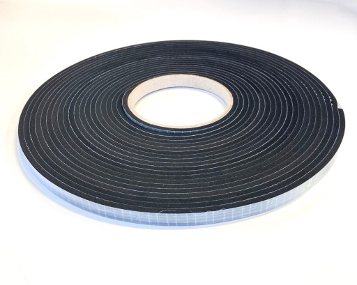 Samolepiace tesnenie EPDM 4 mm x 10 mm (1 METER!)