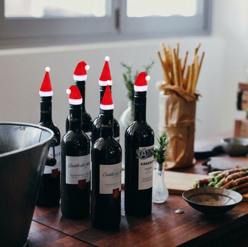 10 kusov dekoračných SANTA ČIAPKOV na fľaše, VIANOČNÁ DEKORÁCIA