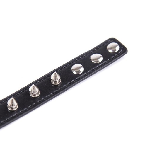 SEXY CHOKER GOLIER S COPMI, GOLIER S PRSTEŇOM