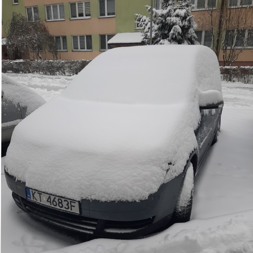 Snehová, protimrazová a ľadová pokrývka čelného skla