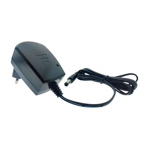 ZÁSUVNÝ NAPÁJACÍ ZDROJ 12V 300mA DC 5,5x2,1mm