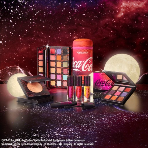 Makeup Revolution x Coca Cola Starlight Highlighter Zvýrazňovač tváre