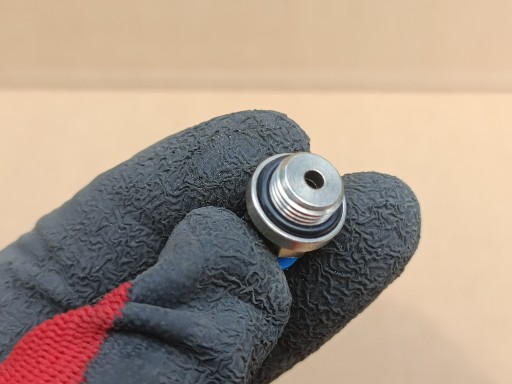 Priamy zásuvný pneumatický konektor fi 4mm závit 1/8