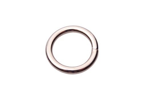 ZVÁRANÝ kovový prsteň 20 / 4 mm nikel, 1 kus