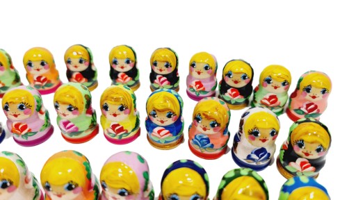 MATRIOSHKA NÁPRSTEN BABIČKA RUČNE MAĽOVANÝ FARBAMI