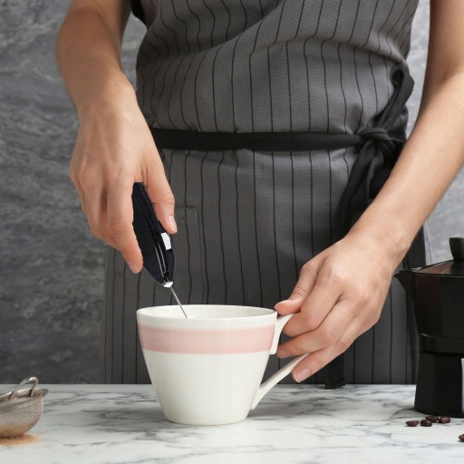 SPÄŇOVAČ, ŠKĽAVA na KÁvu, MLIEKO, penu na cappuccino, mini elektrický mixér