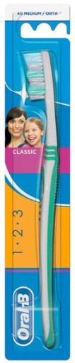 ZUBNÁ KEFKA ORAL-B 1.2.3 KLASICKÁ STREDNÁ